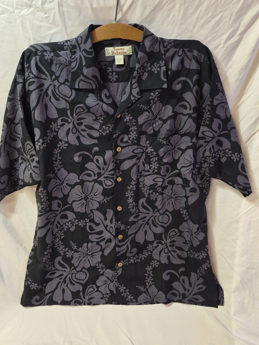 Tommy Bahama Black & Gray Floral Camp Shirt 100% Silk LG